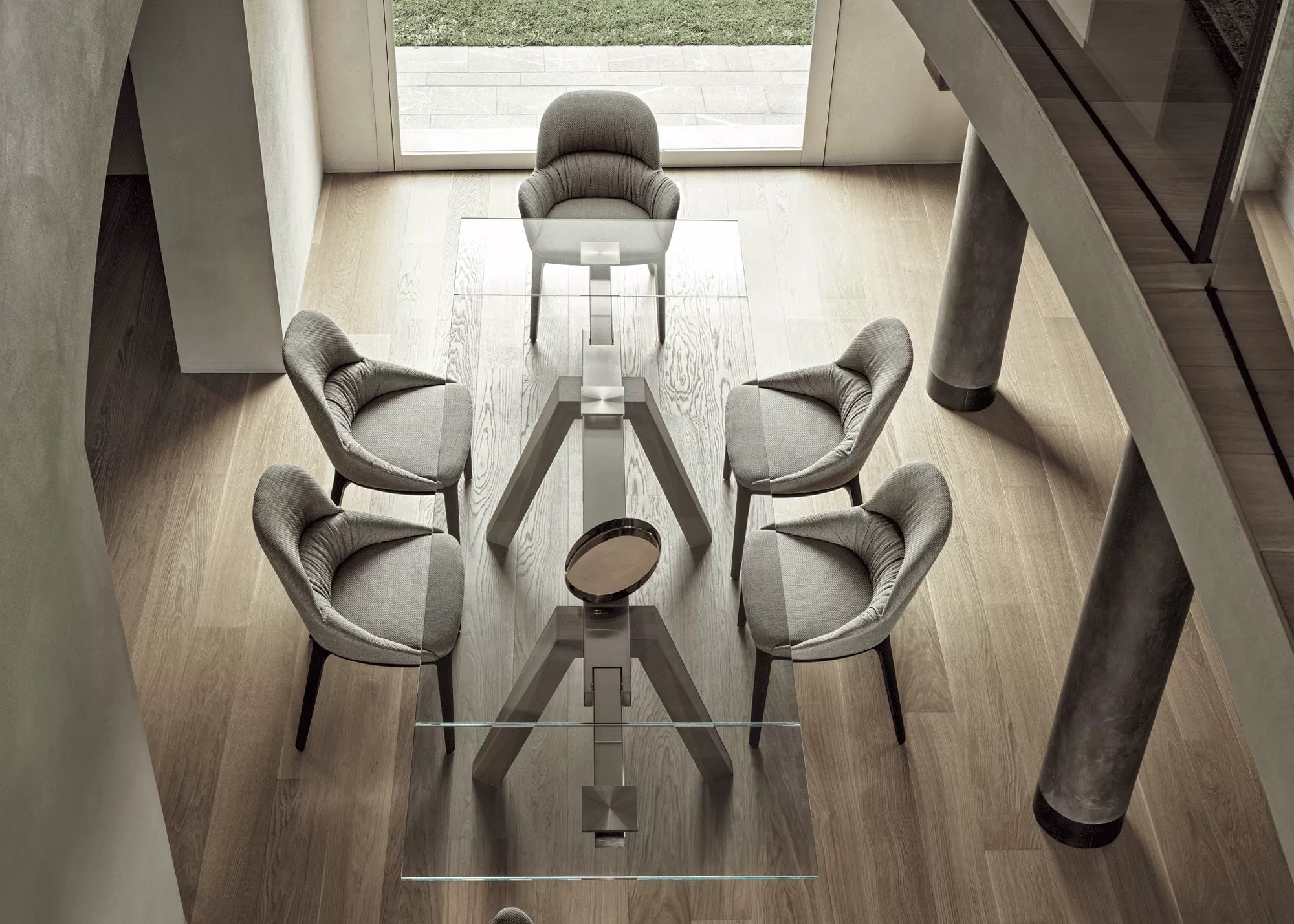 ARON_20-07L002_C157_QUEEN_34-38_34-39L002_TMA04-3