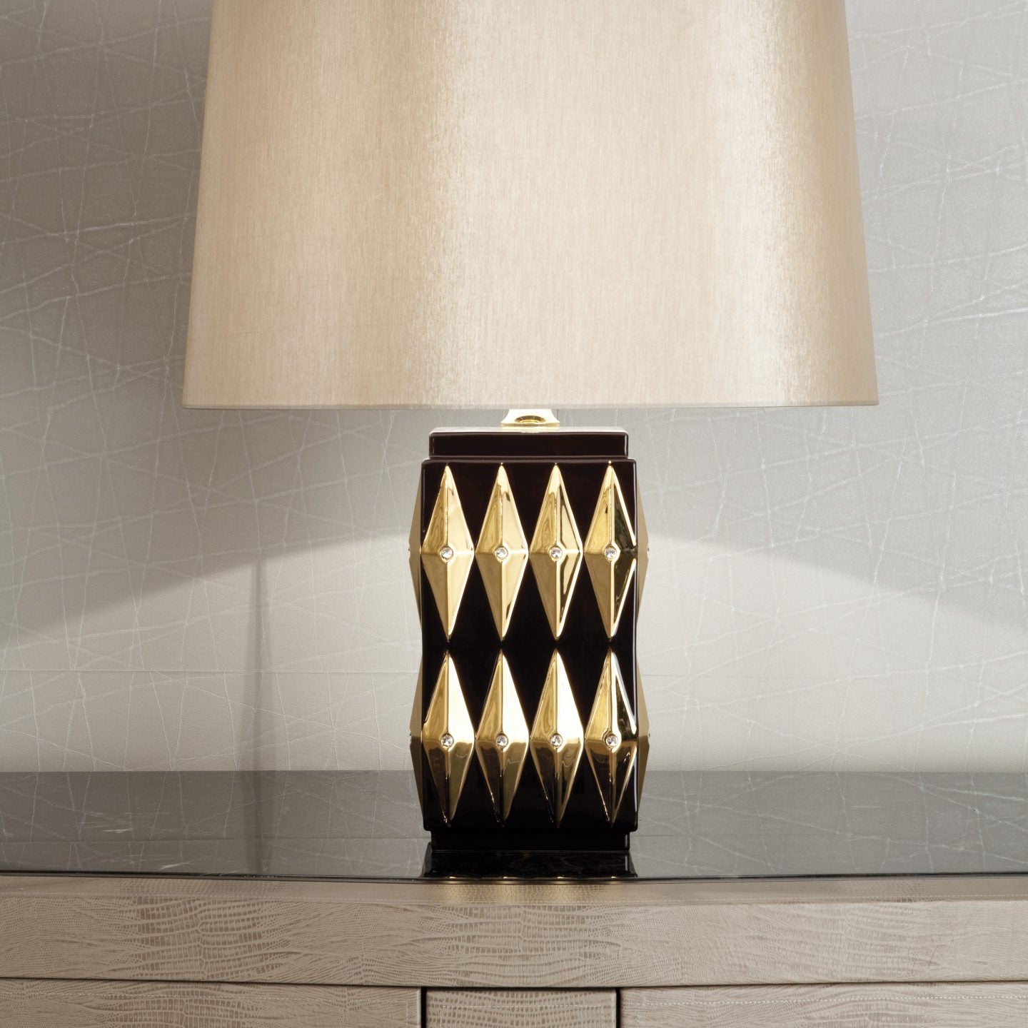 DIAMANTE table lamp