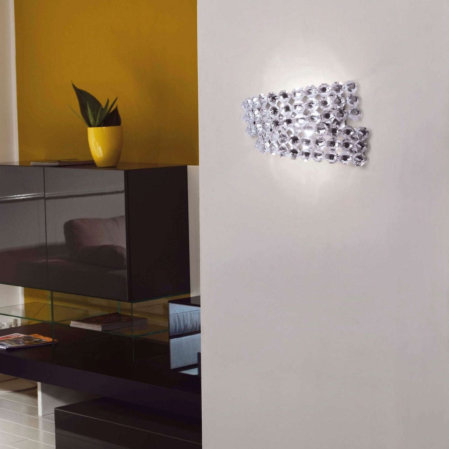 DIAMANTE wall lighting1