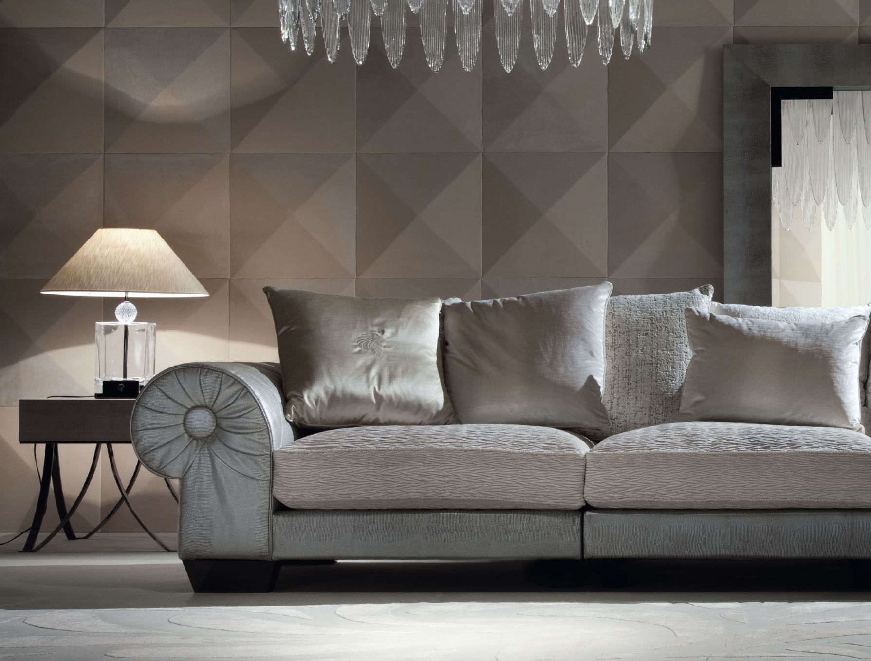 Dorotea lamp with sofa