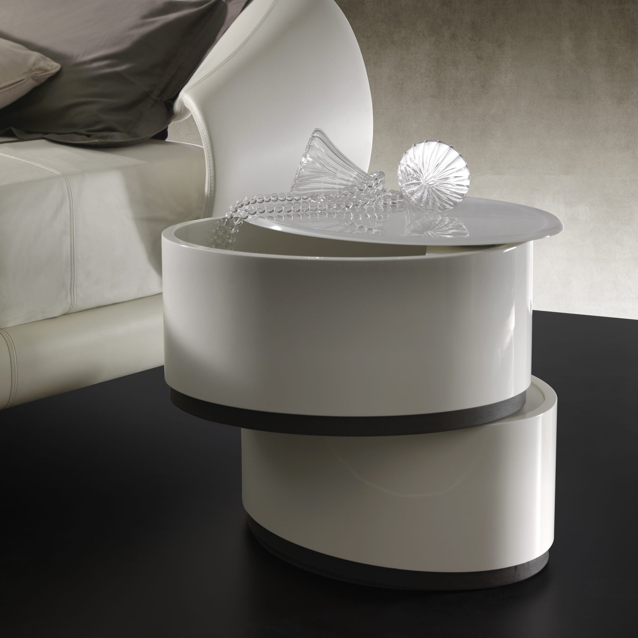 GIULIETTA bedside table1