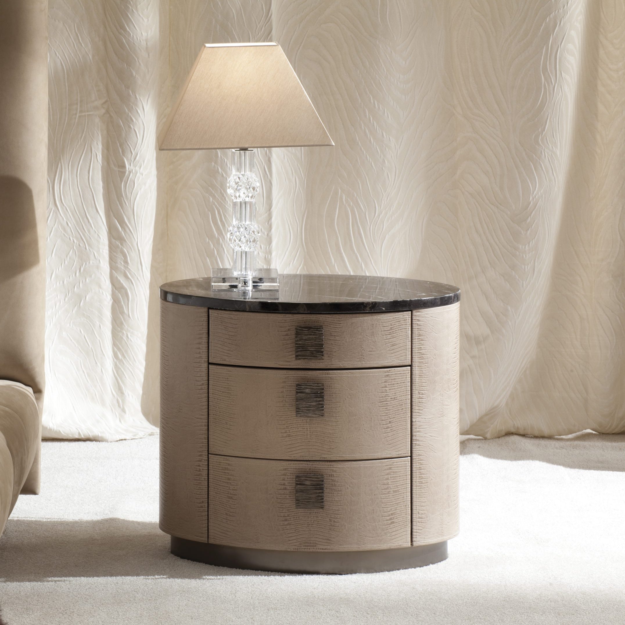 LIFETIME 60 bedside table