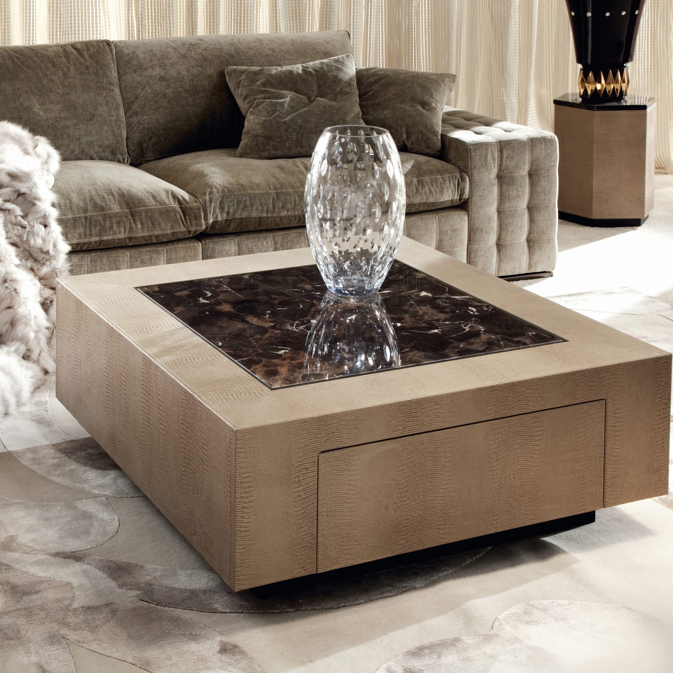 LIFETIME coffee table