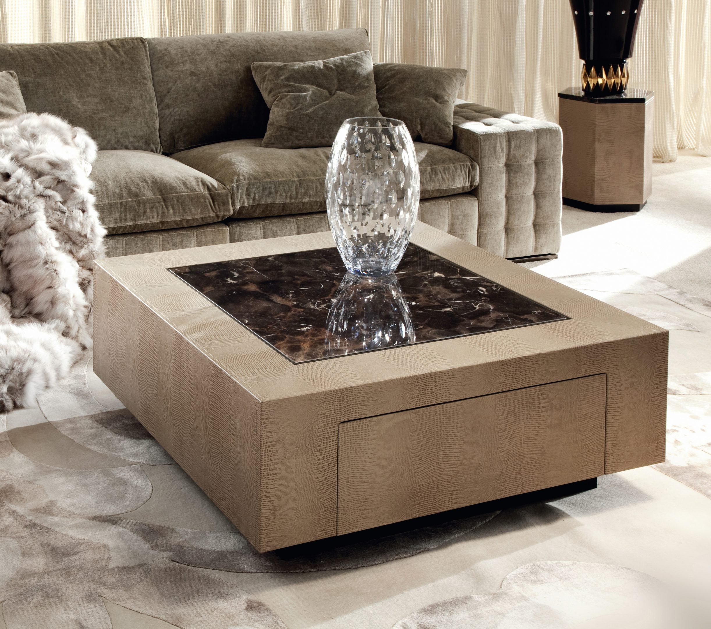 LIFETIME coffee table