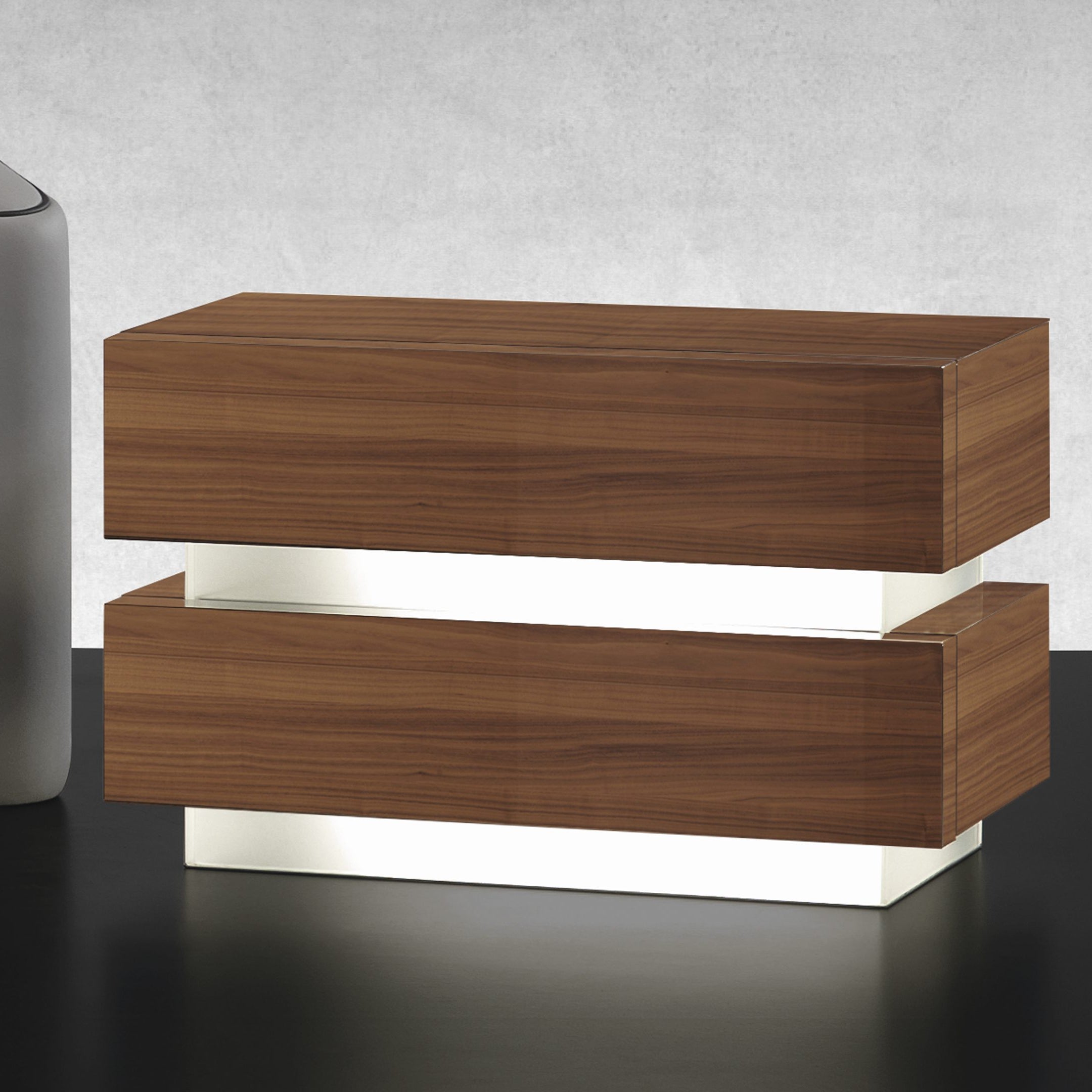 LUCE bedside table4