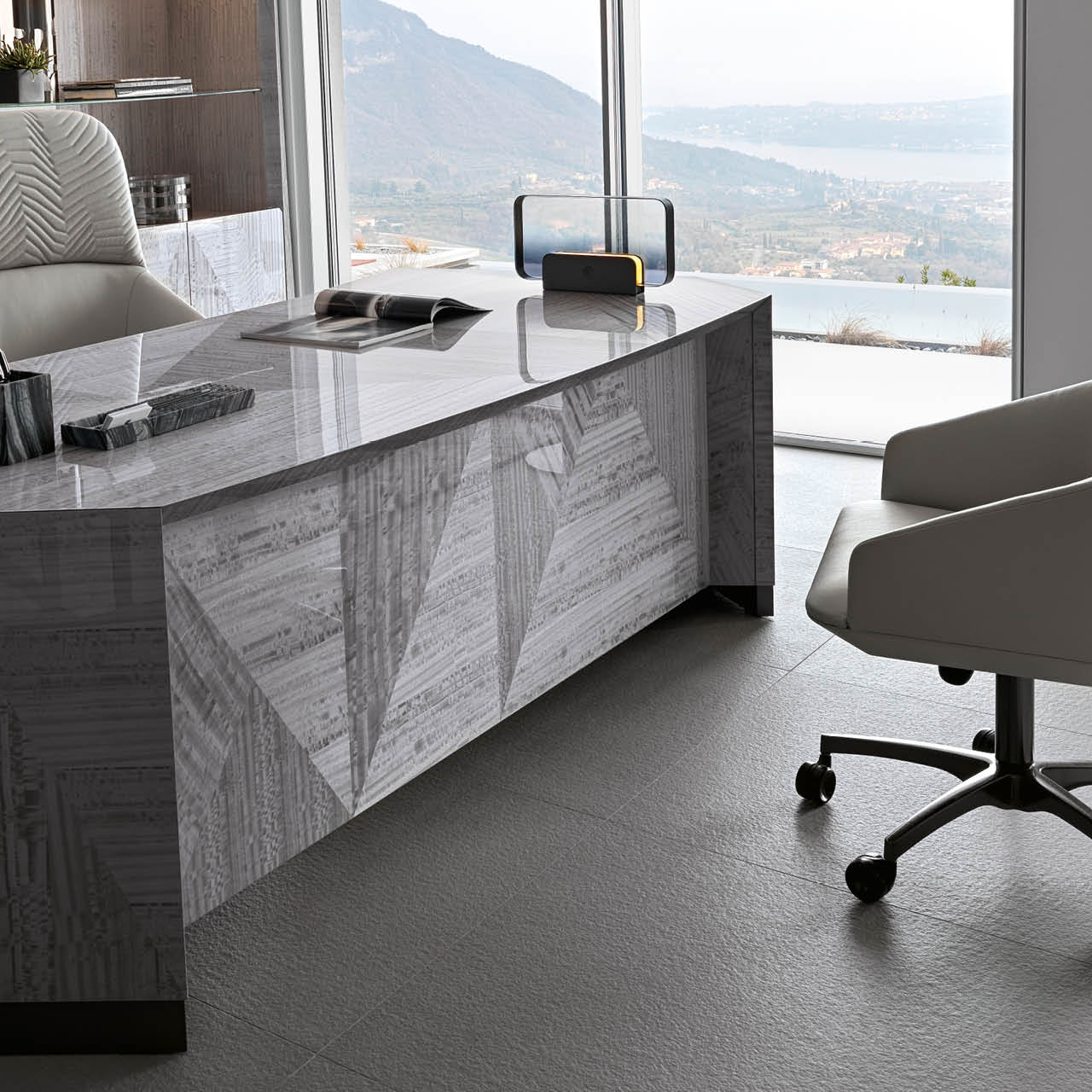 Moonlight_guest_chair5