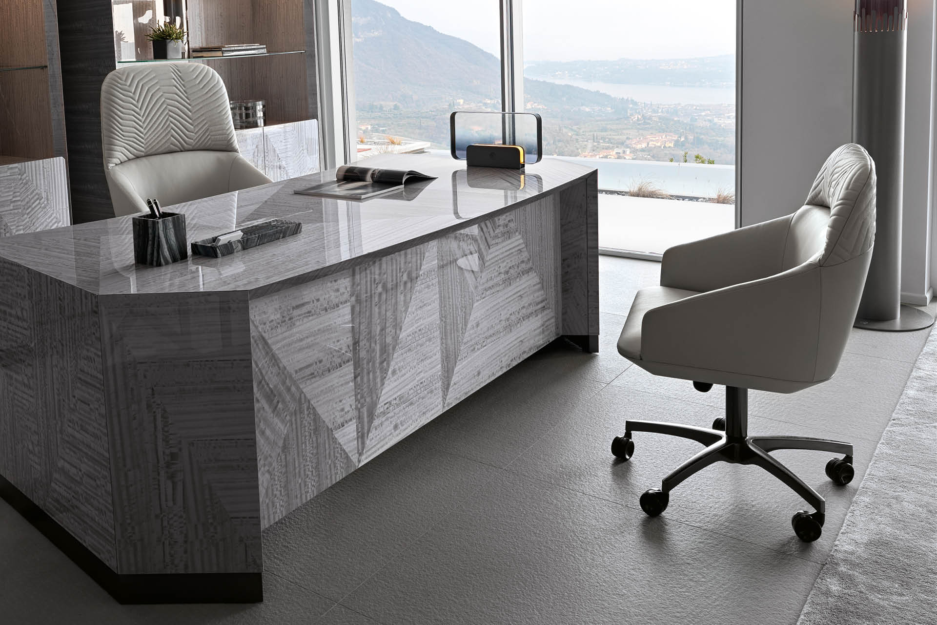 Moonlight_guest_chair5