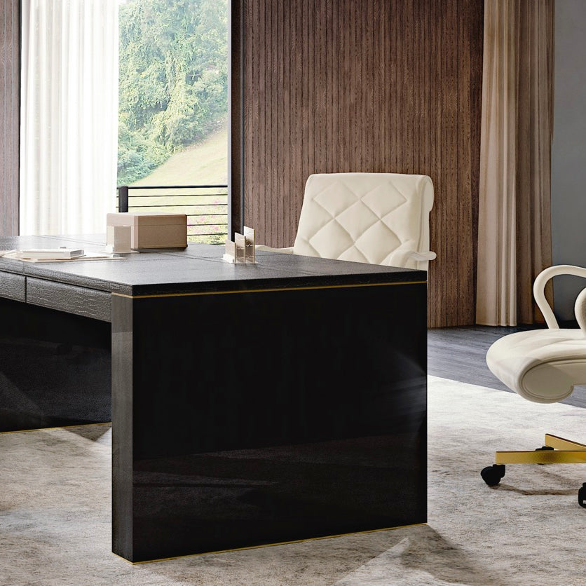 SECRET LOVE executive desk3