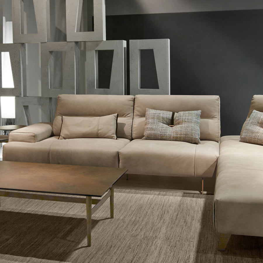 Smart2-sofa-gamma-italian-leather-new-trend-luxury
