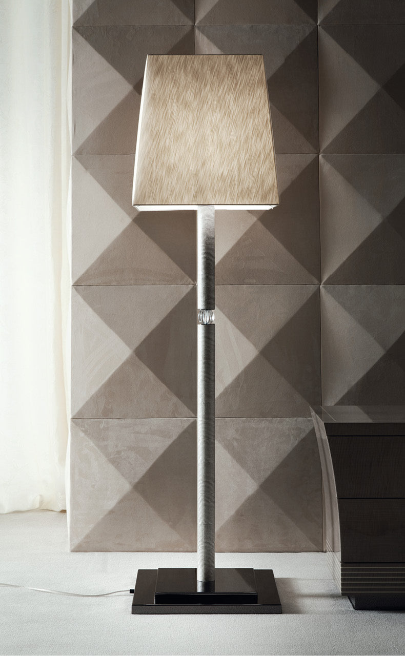 lucilla_floor_lamp3