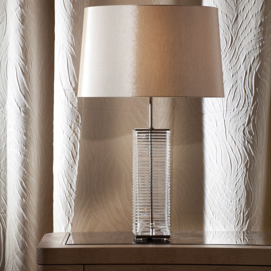 murano ribbed table lamp