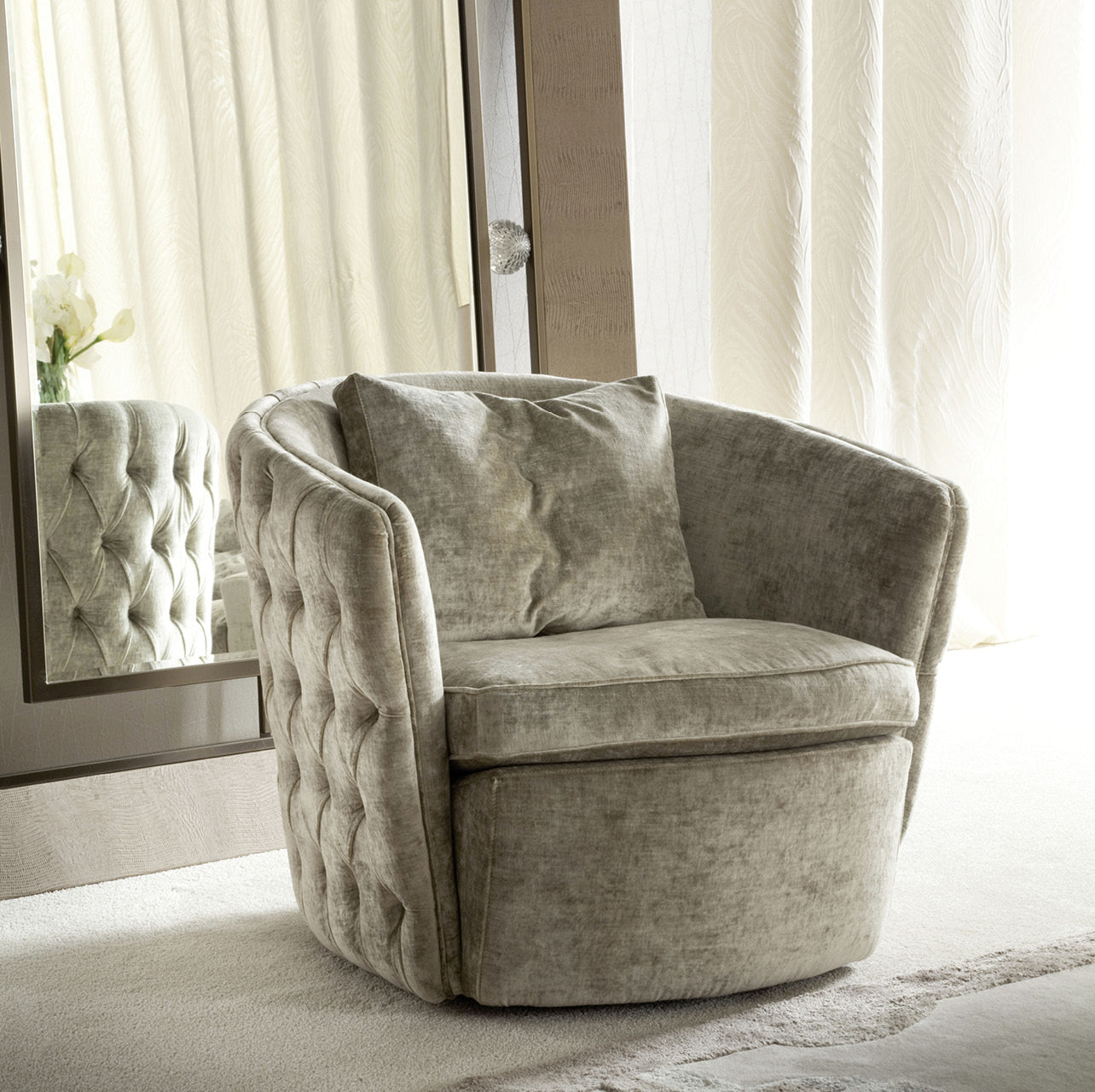 swivel_occasional_armchair2