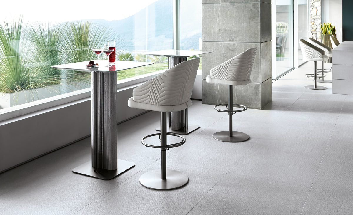 Shop Luxury Italian Bar Stools – Sovereign Interiors