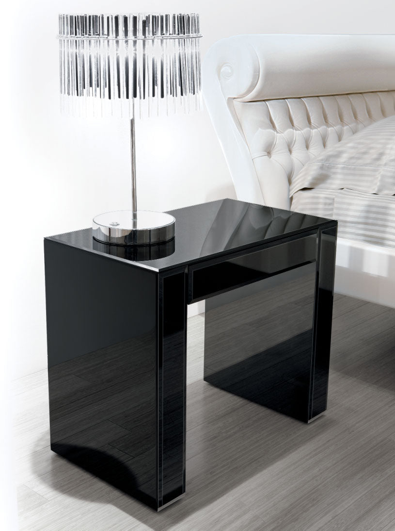 glamour_def_12p:Layout 1