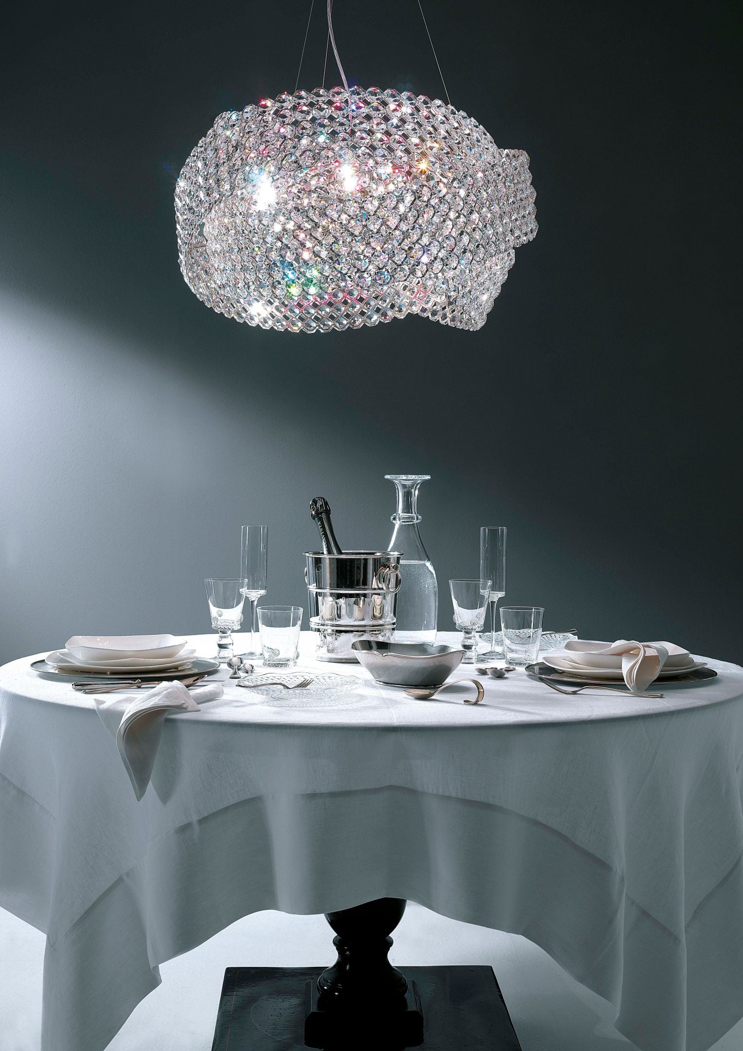 DIAMANTE chandelier3
