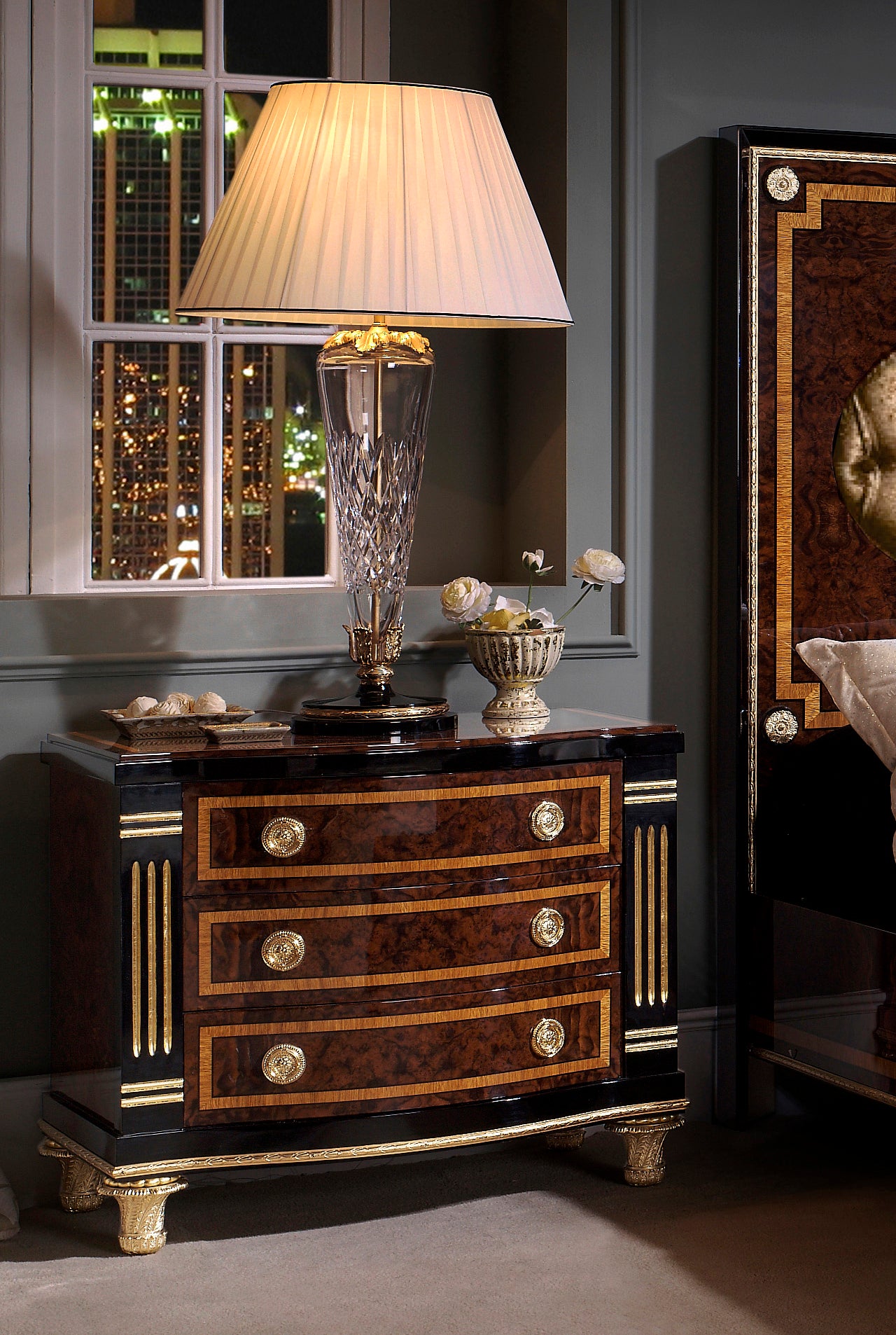 LE-MARAIS-bedside-table