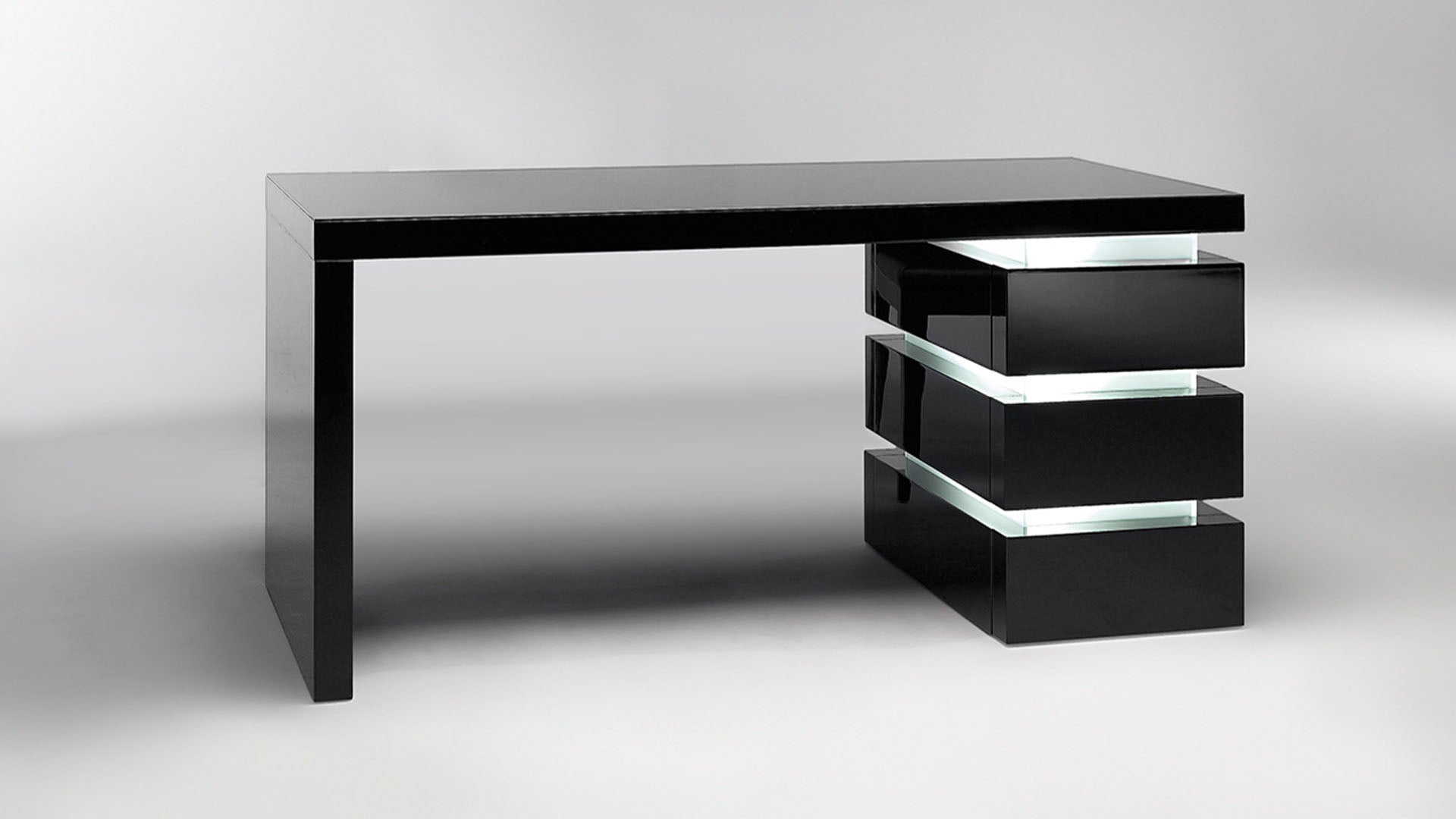 LUCE office desk1
