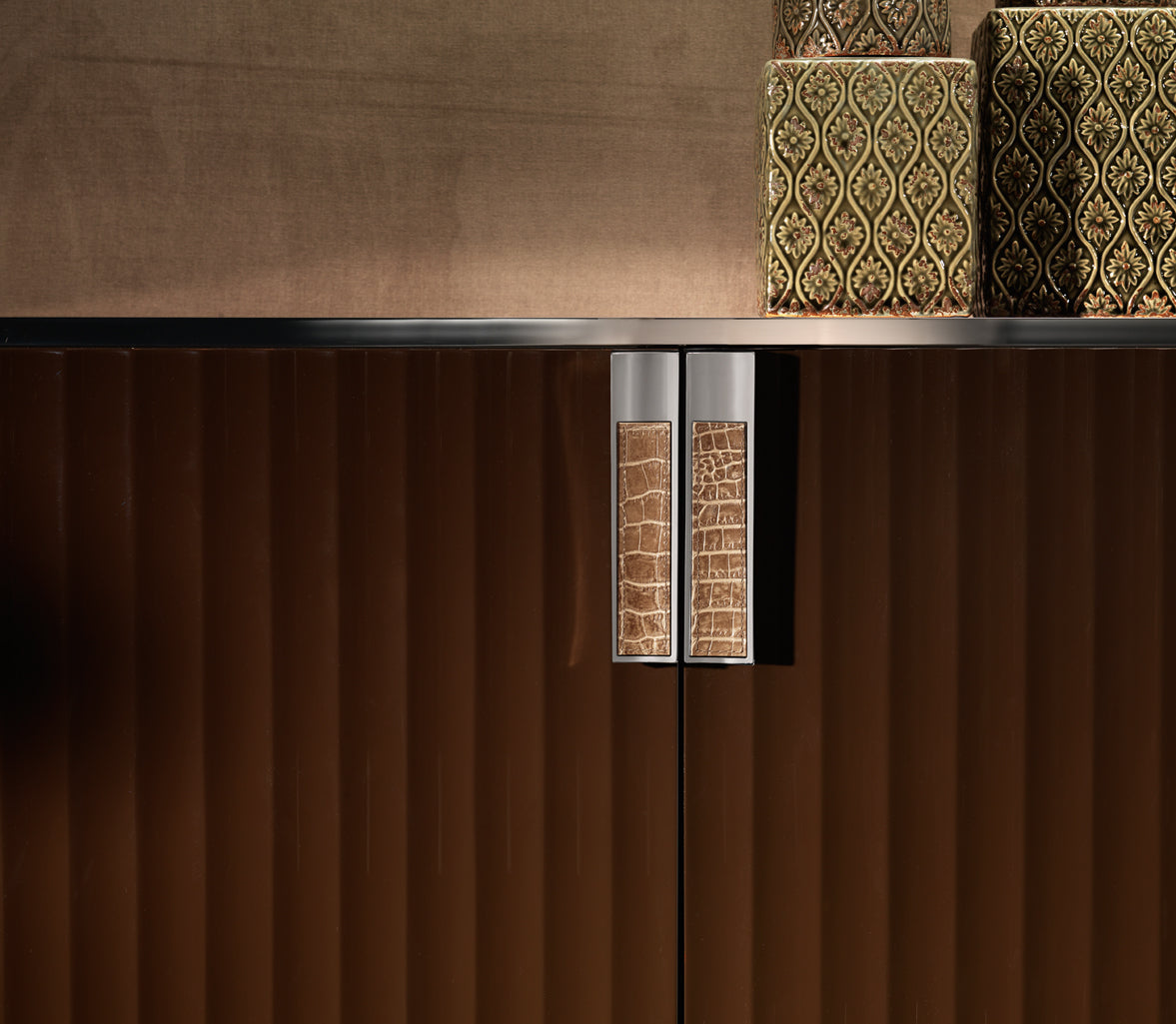 RED CARPET BAR UNIT2