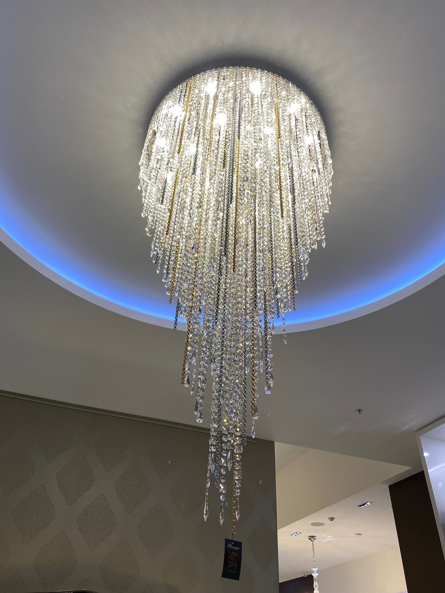 Tannuti-Chandelier-2
