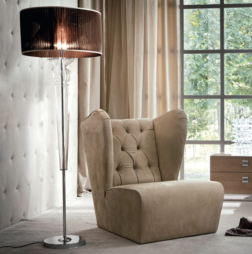 arm_chair_buttoned_back2-1015x1024