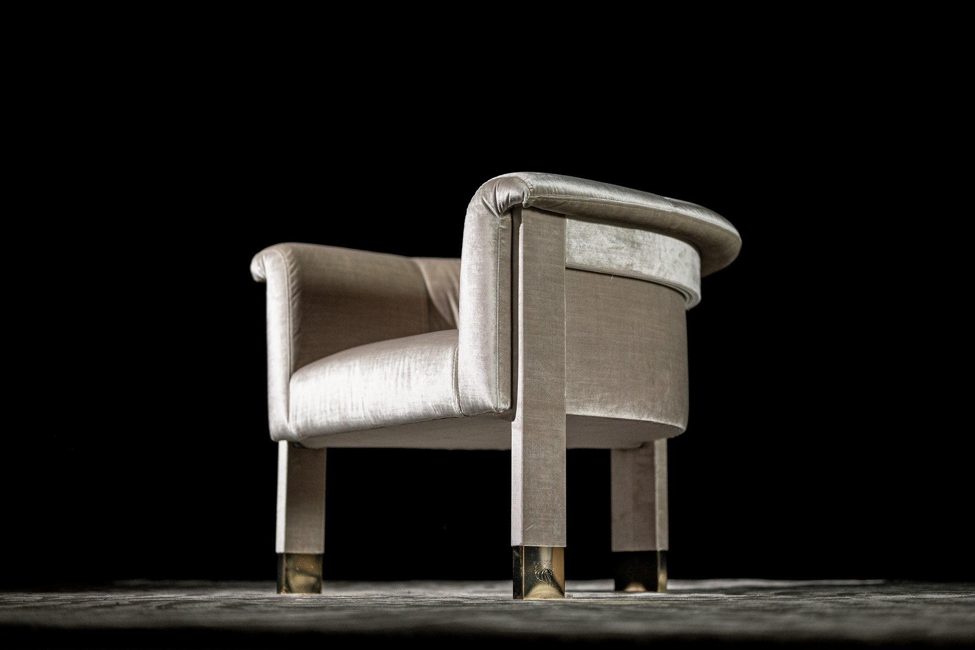 circe_occasional_Chair7