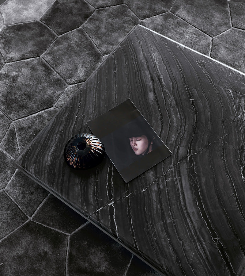 square_marble_cock_table2